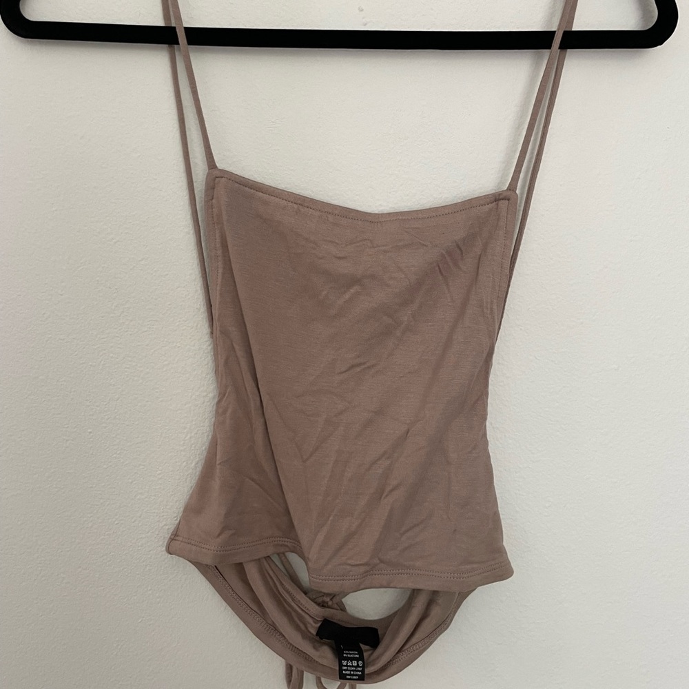 TIE BACK CROP TOP